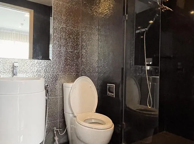Apartment Luxurious Downtown W/train Access
